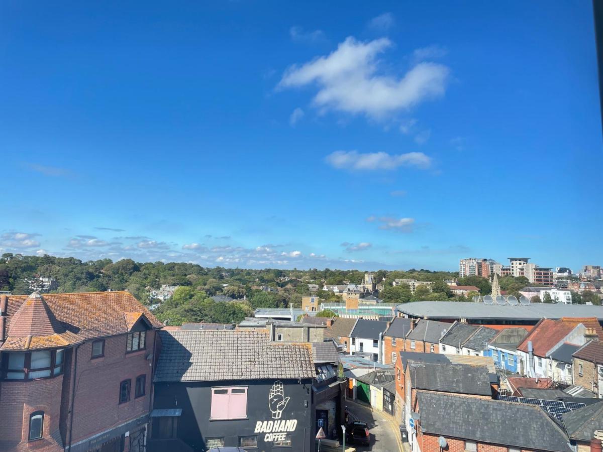 Light Airy 3 Bed Town Cntr Flat 700M To The Beach Bournemouth Bagian luar foto